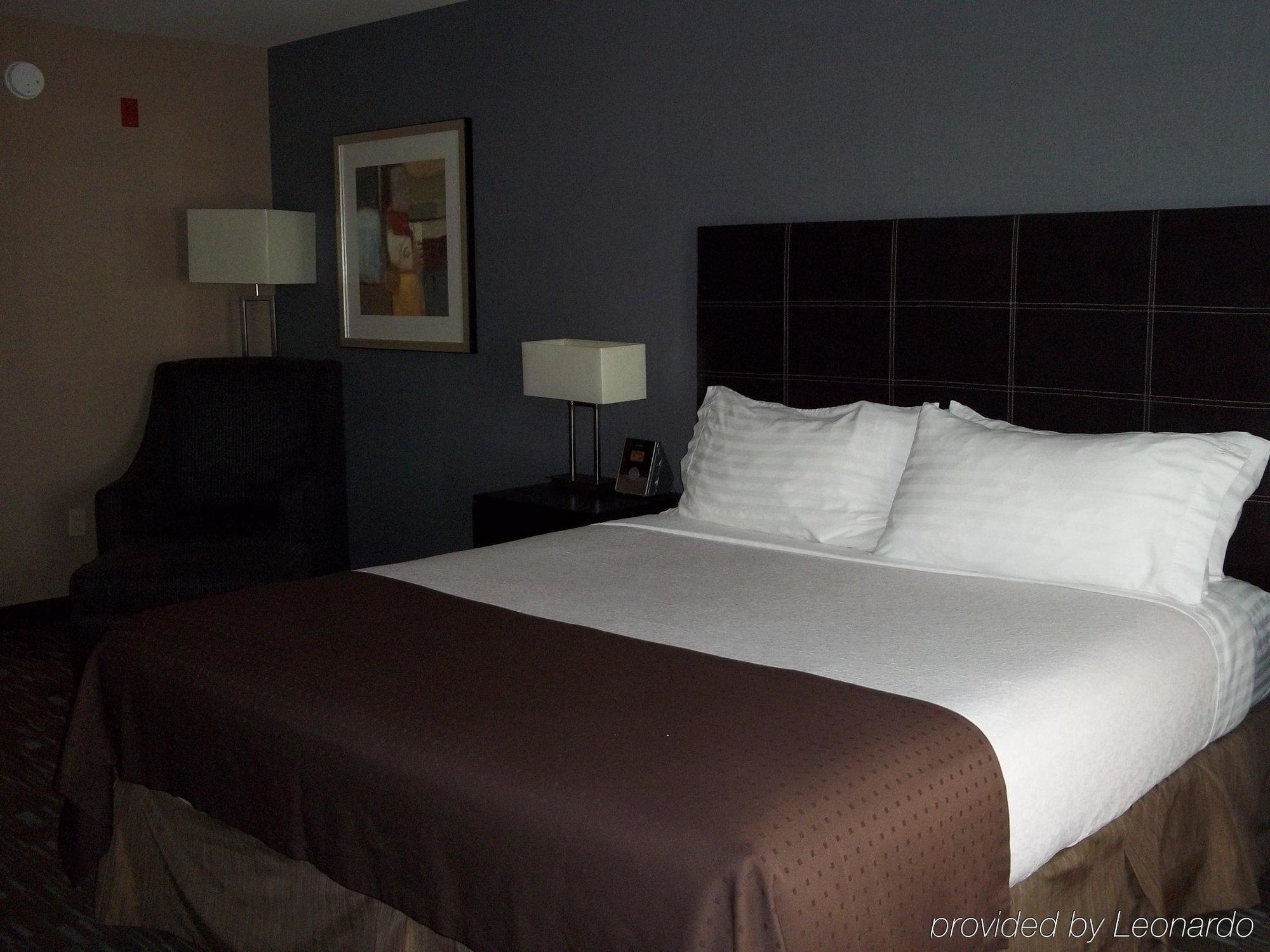 Airport - California By Ihg Ontario