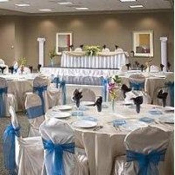Hotel Airport - California By Ihg 4*