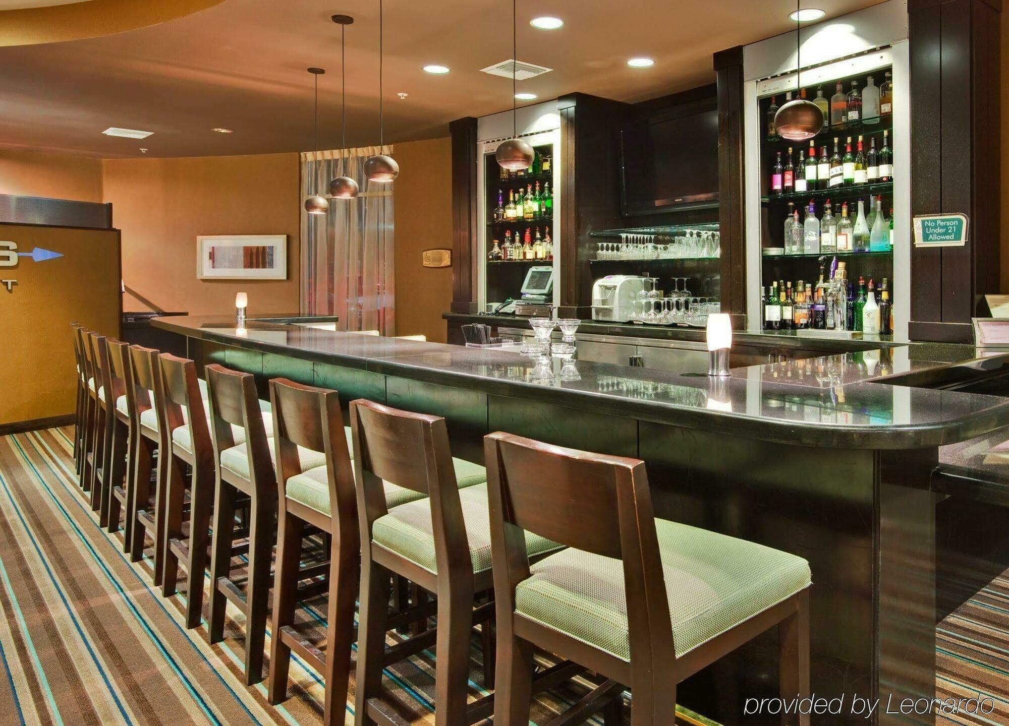 Airport - California By Ihg Hotel